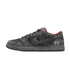 Supreme X Nike SB Dunk Low Pro Black